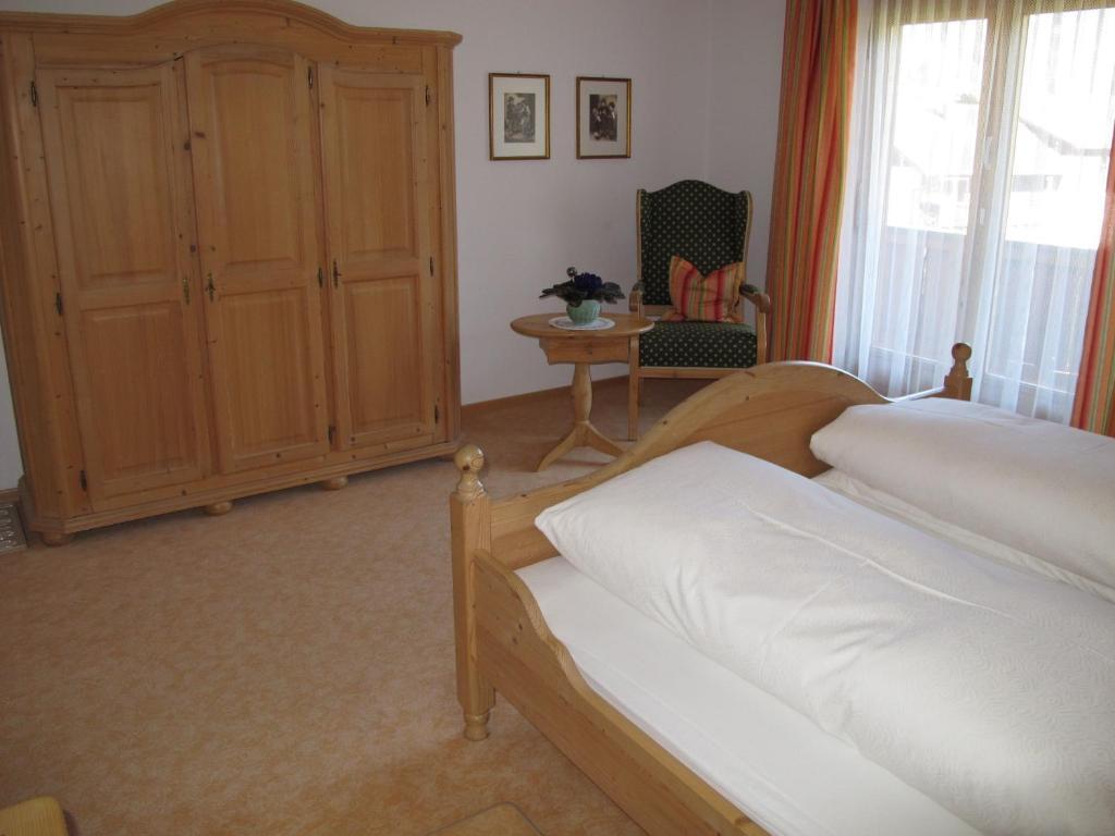 Haus Tschofen Apartamento Schruns Quarto foto