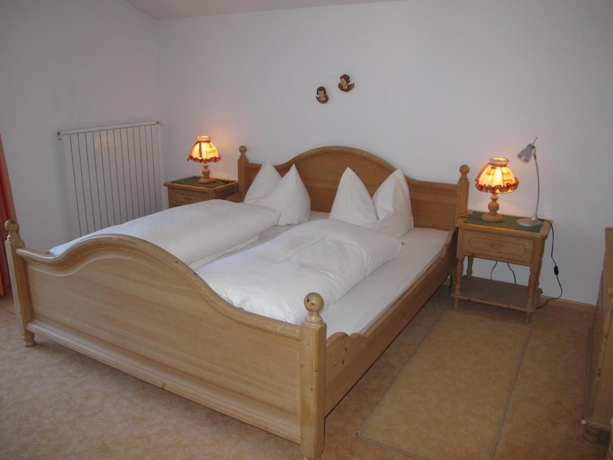 Haus Tschofen Apartamento Schruns Quarto foto